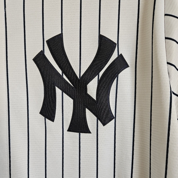 Nike White Pinstripe New York Yankees Men's Shirt/ Jersey LANGLEY 99 Size XL - Picture 2 of 9